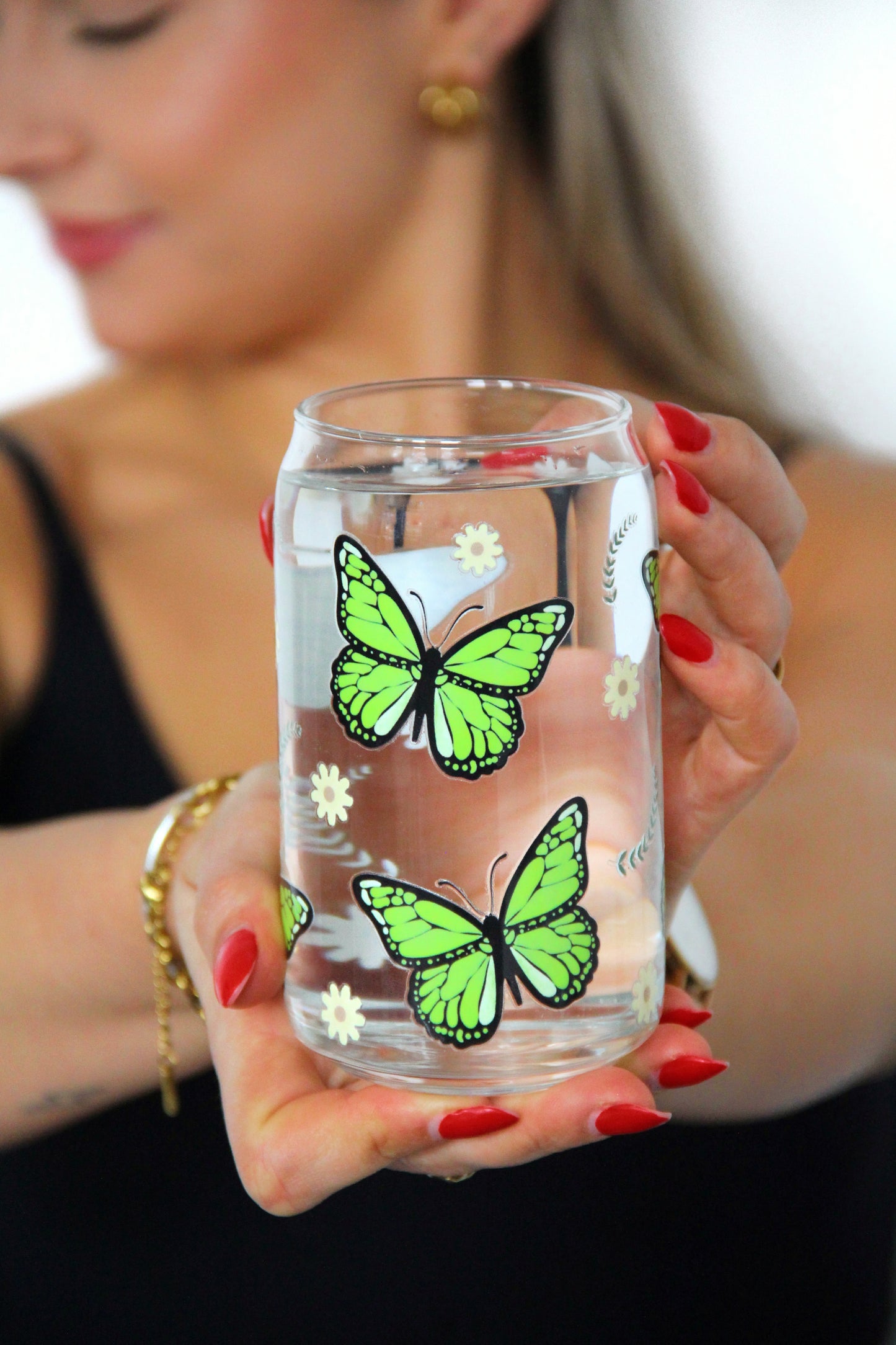 Sklenička - Green butterfly