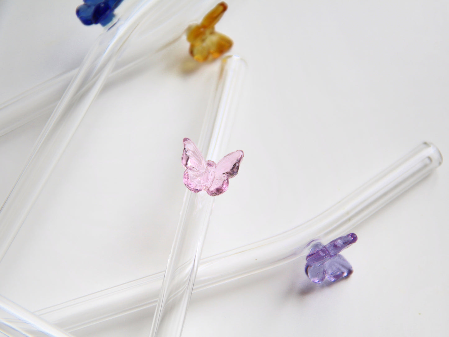 Skleněné brčko - motýlek