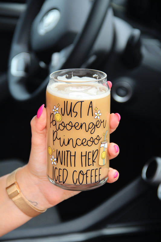 Sklenička - JUST A Passenger Princess WITH HER ICED COFFEE